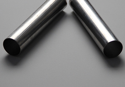 您要選擇的不銹鋼焊管廠家是金鼎管業嗎？